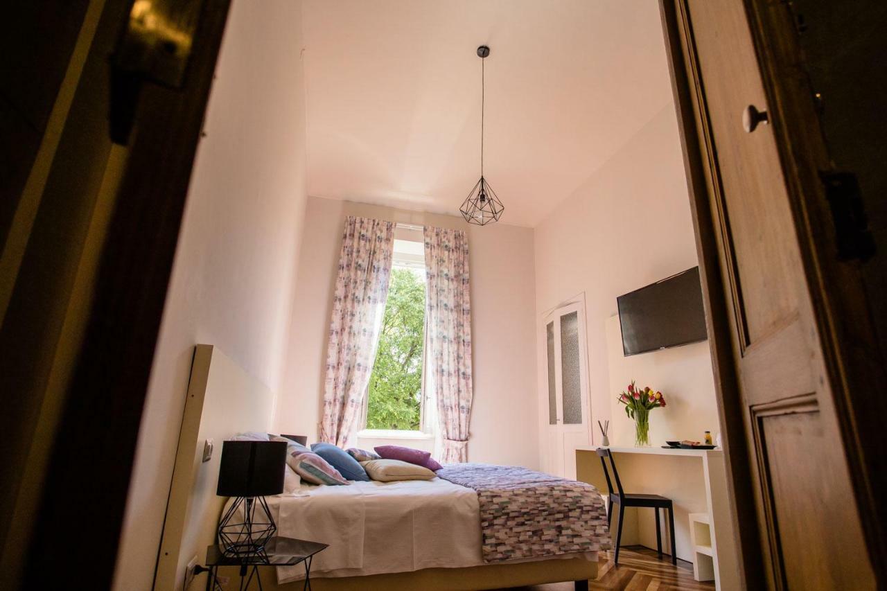 Maison Reve Centro 2*